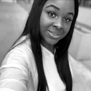 Meet your Posher, Johnetta